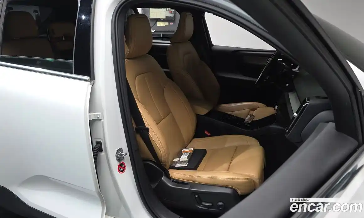 Volvo XC40 2020 2.0 гидро в Москве № 1008660, фото 11
