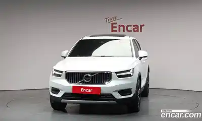 Volvo XC40 2020 2.0 гидро в Москве № 1008660, миниатюра 2