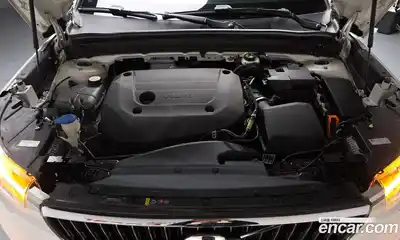 Volvo XC40 2020 2.0 гидро в Москве № 1008660, миниатюра 5