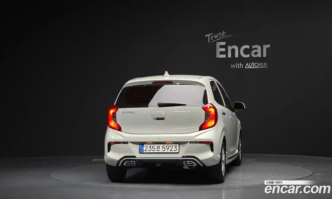 Kia Morning 2022 1.0 Автомат в Москве № 1009156, фото 4