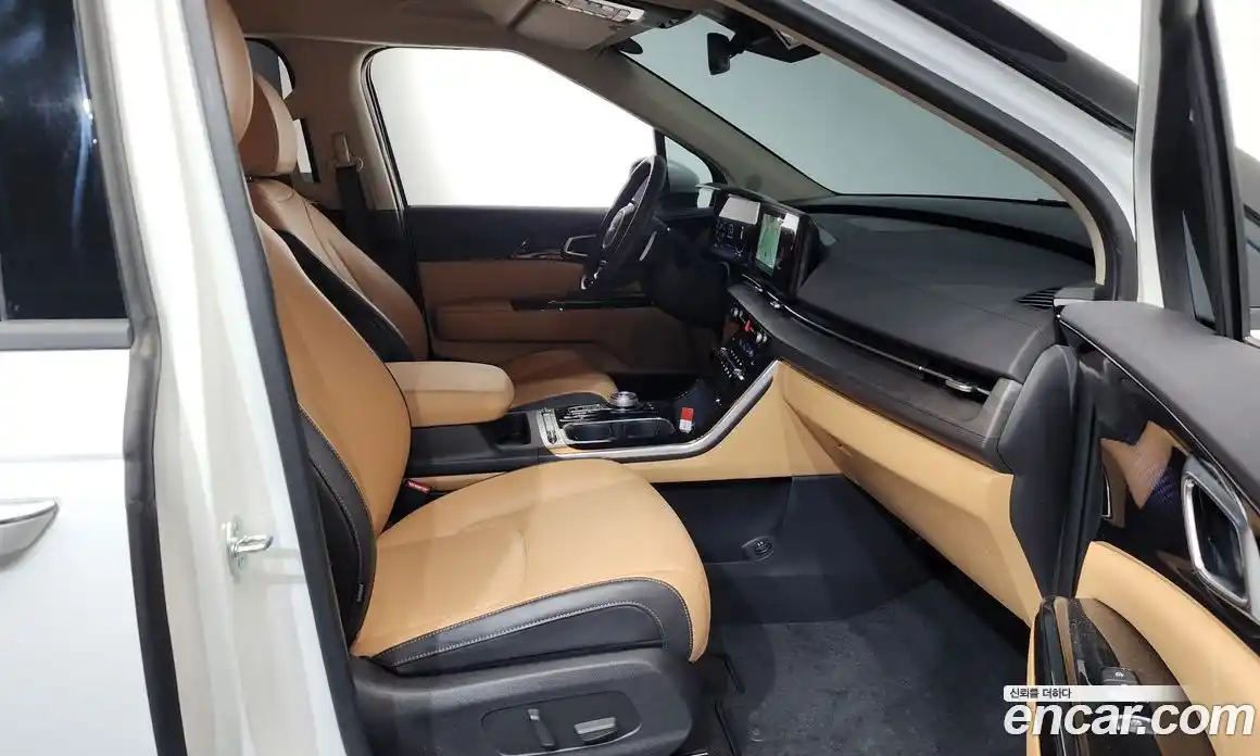 Kia Canival 2023 2.2 Автомат в Москве № 1009328, фото 11