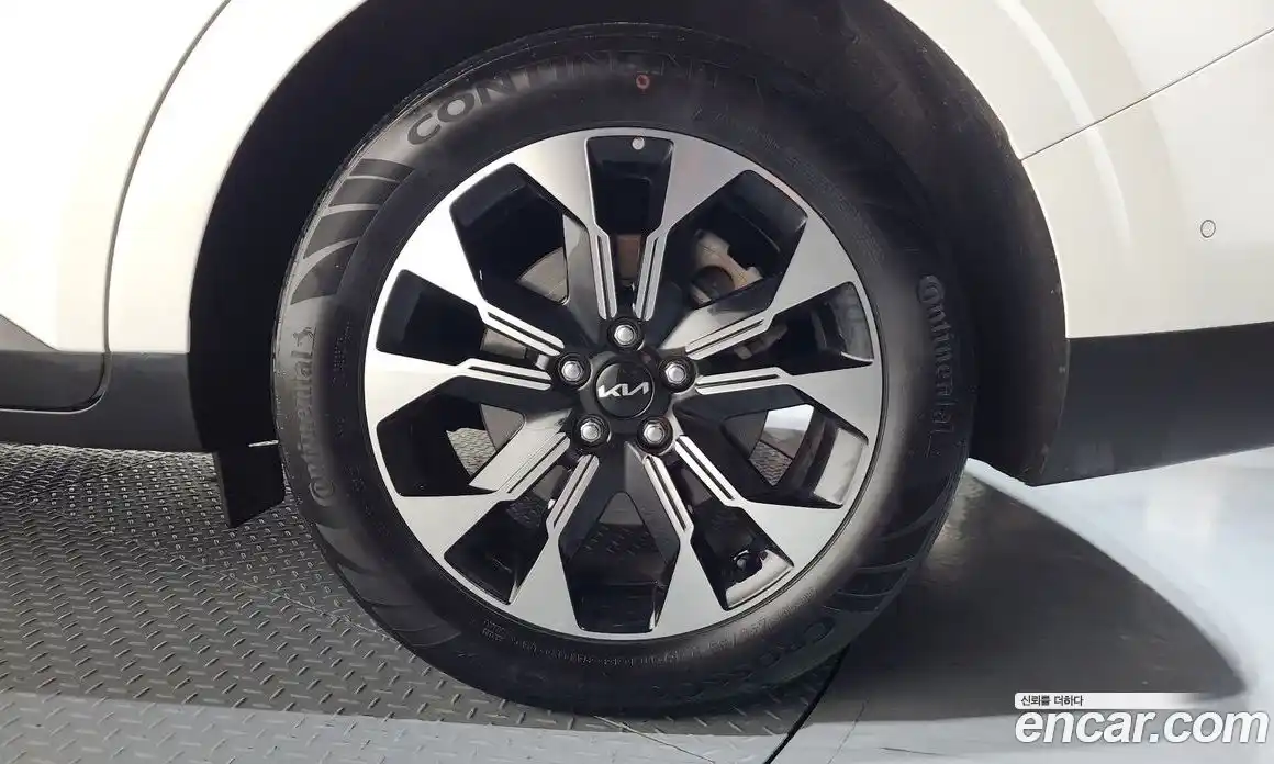 Kia Canival 2023 2.2 Автомат в Москве № 1009328, фото 5