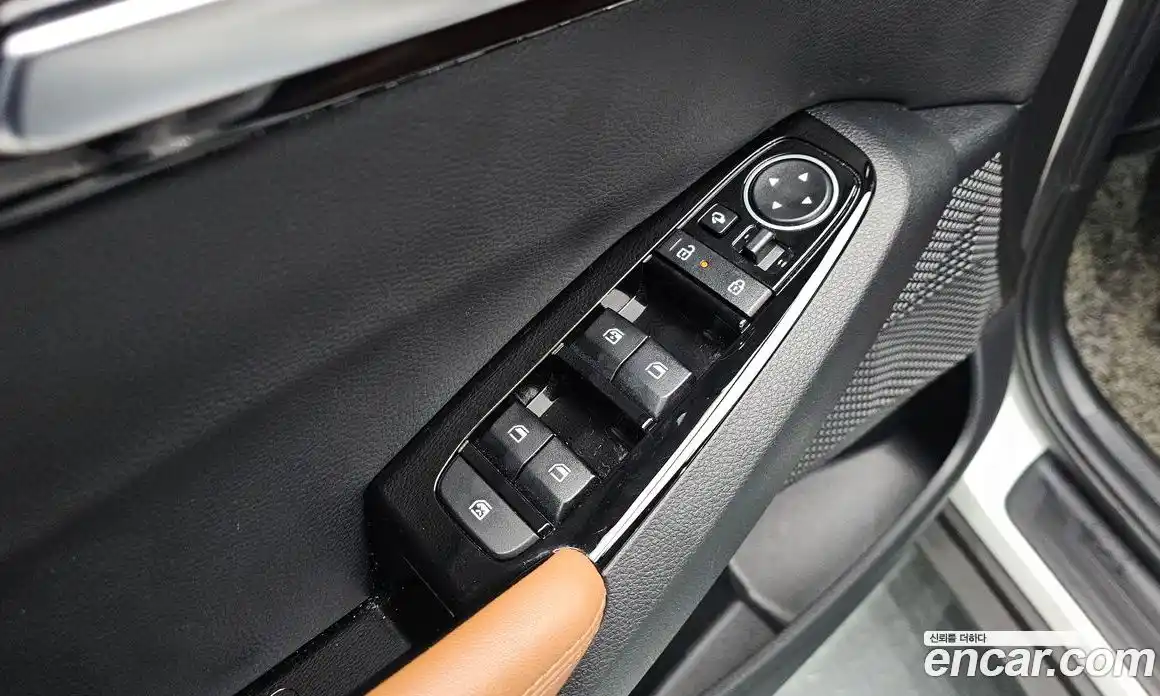 Kia Seltos 2023 1.6 Автомат в Москве № 1009730, фото 12