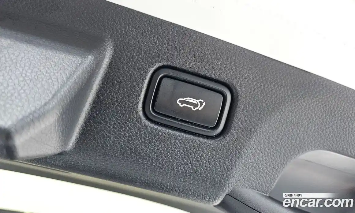 Kia Seltos 2023 1.6 Автомат в Москве № 1009730, фото 20