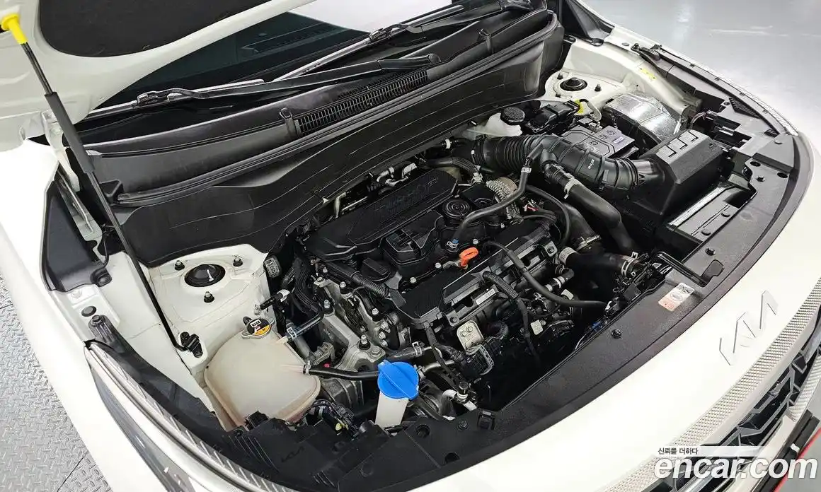 Kia Seltos 2023 1.6 Автомат в Москве № 1009730, фото 6