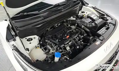 Kia Seltos 2023 1.6 Автомат в Москве № 1009730, миниатюра 6