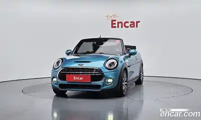 Mini Cooper Convertible 2017 2.0 гидро в Москве № 1013991, миниатюра 3