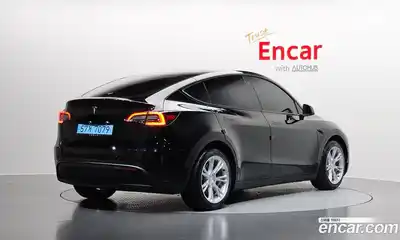 Tesla Model Y 2023 0.2 гидро в Москве № 1014262, миниатюра 2