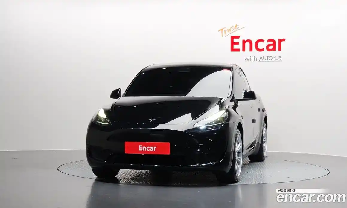 Tesla Model Y 2023 0.2 гидро в Москве № 1014262, фото 3