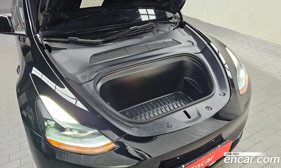 Tesla Model Y 2023 0.2 гидро в Москве № 1014262, фото 6