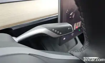 Tesla Model Y 2023 0.2 гидро в Москве № 1014262, миниатюра 9