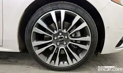 Lincoln Continental 2019 3.0 гидро в Москве № 1019995, миниатюра 5