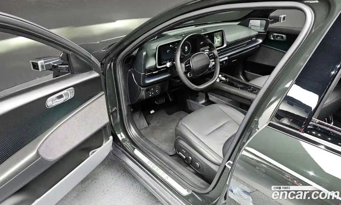 Hyundai Ioniq 6 2022 0.1 гидро в Москве № 131112, фото 11