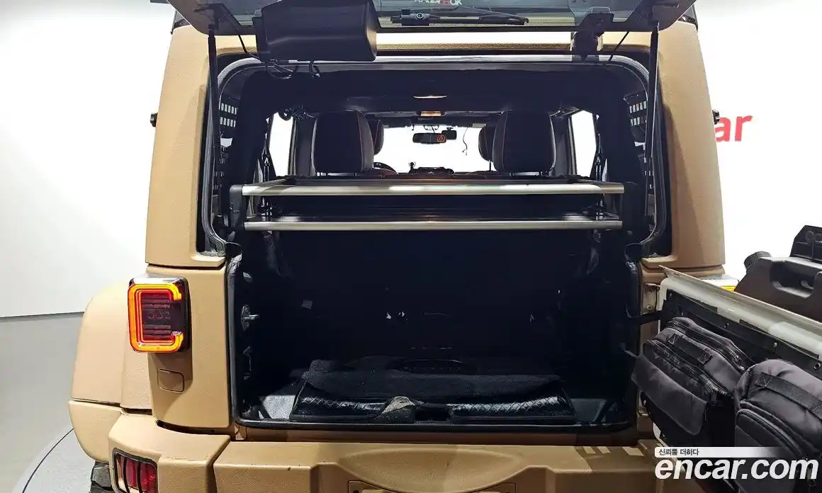 Jeep Wrangler 2017 3.6 гидро в Москве № 147722, фото 20