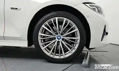 BMW 3-Series 2022 2.0 гидро в Москве № 154931, миниатюра 5