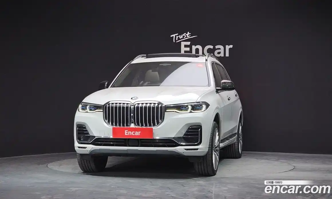 BMW X7 2021 3.0 гидро в Москве № 158589, фото 3