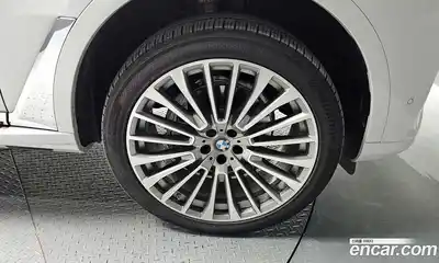 BMW X7 2021 3.0 гидро в Москве № 158589, миниатюра 5