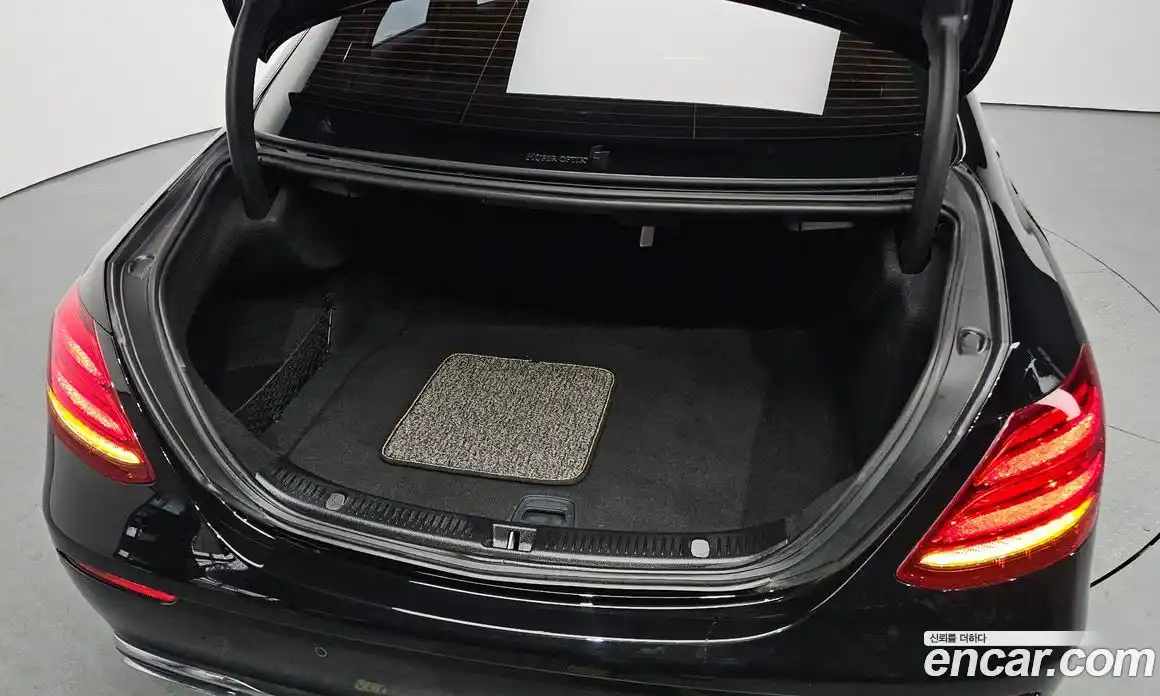 Mercedes-Benz E-Class 2019 1.9 гидро в Москве, фото 20