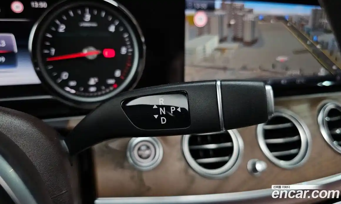 Mercedes-Benz E-Class 2019 1.9 гидро в Москве, фото 9