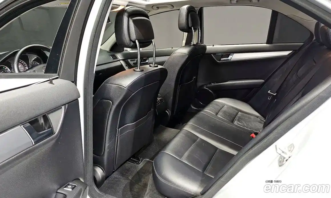 Mercedes-Benz C-Class 2009 1.8 гидро в Москве № 161784, фото 12