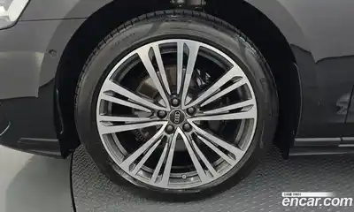Audi A8 2023 3.0 гидро в Москве № 162380, миниатюра 5