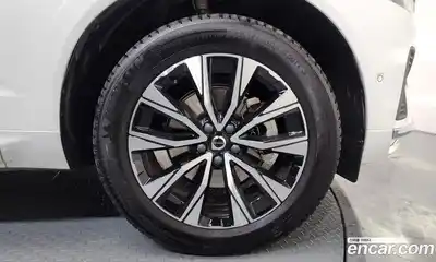 Volvo XC60 2023 2.0 гидро в Москве № 164260, миниатюра 5