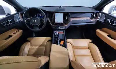 Volvo XC60 2023 2.0 гидро в Москве № 164260, миниатюра 7