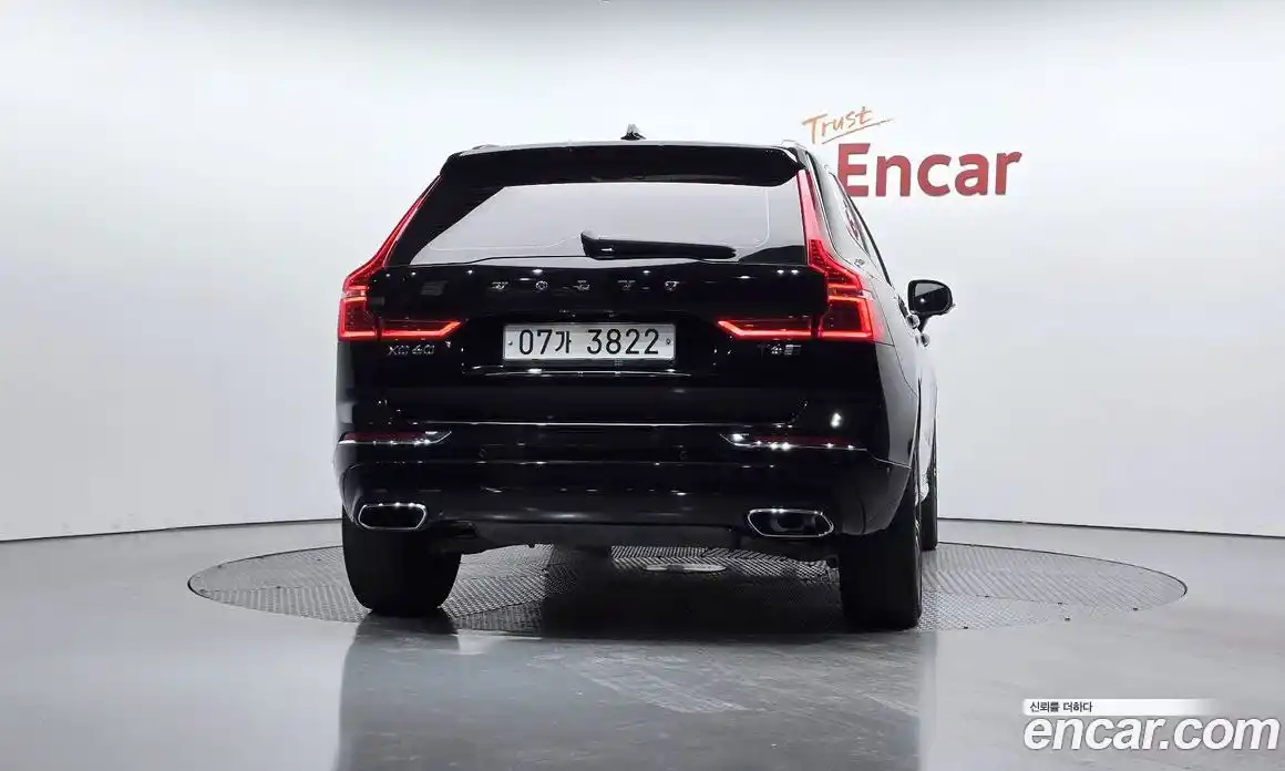 Volvo XC60 2019 2.0 гидро в Москве № 164456, фото 4