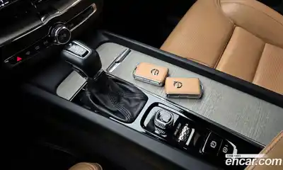 Volvo XC60 2019 2.0 гидро в Москве № 164456, миниатюра 9