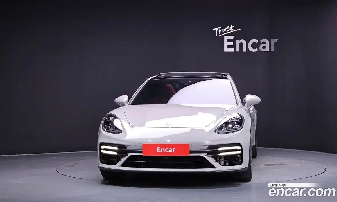 Porsche Panamera 2023 4.0 гидро в Москве № 164967, фото 3