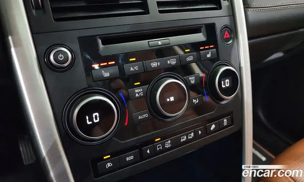 Land Rover Discovery Sport 2016 2.0 гидро в Москве № 166340, фото 16