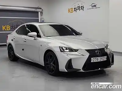 Lexus IS 2019 2.0 гидро в Москве № 168235, миниатюра 4