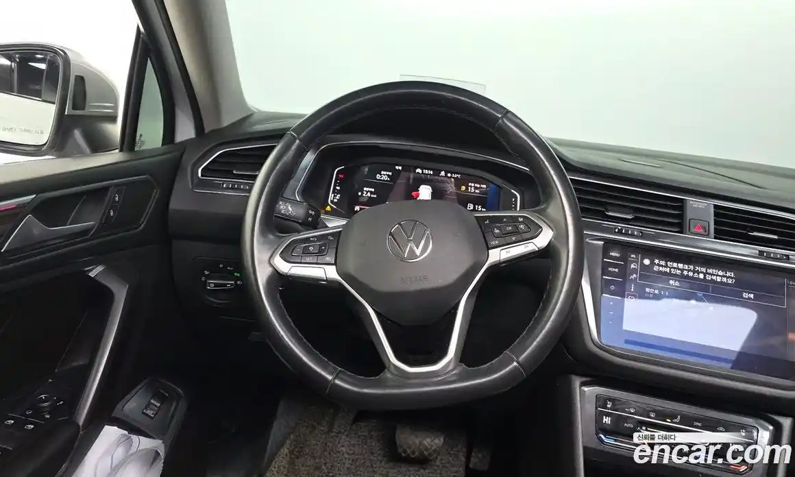 Volkswagen Tiguan 2023 2.0 гидро в Москве № 168608, фото 13