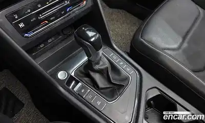 Volkswagen Tiguan 2023 2.0 гидро в Москве № 168608, миниатюра 9