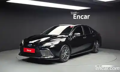 Toyota Camry, 2023