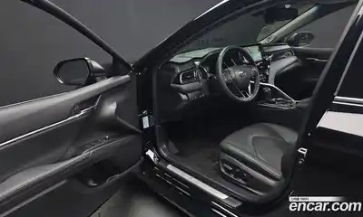 Toyota Camry 2023 2.5 гидро в Москве № 170149, миниатюра 10