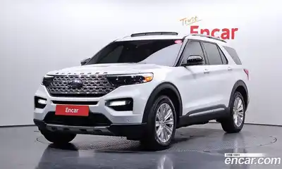 Ford Explorer, 2022