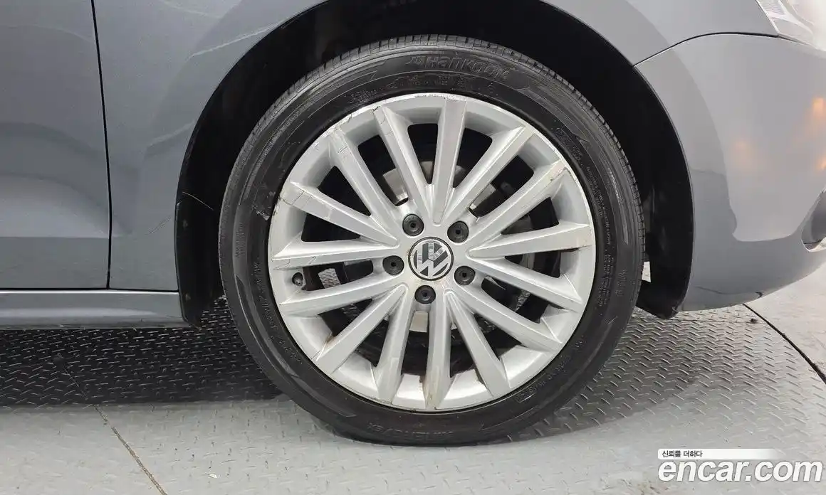 Volkswagen Jetta 2014 1.6 гидро в Москве № 176215, фото 5