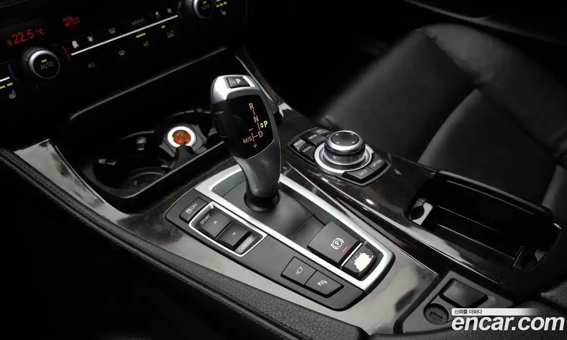 BMW 5-Series 2013 2.0 гидро в Москве № 191615, фото 9