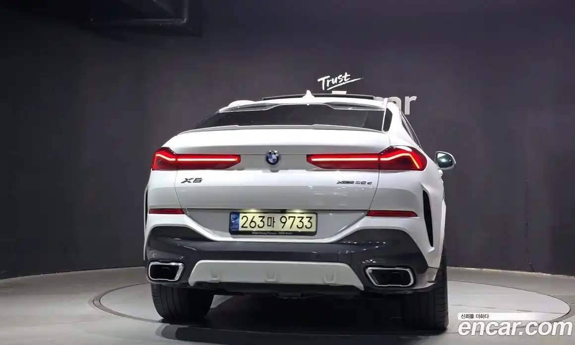 BMW X6 2022 3.0 гидро в Москве № 192098, фото 4