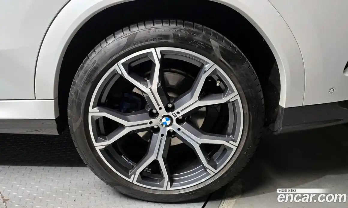 BMW X6 2022 3.0 гидро в Москве № 192098, фото 5