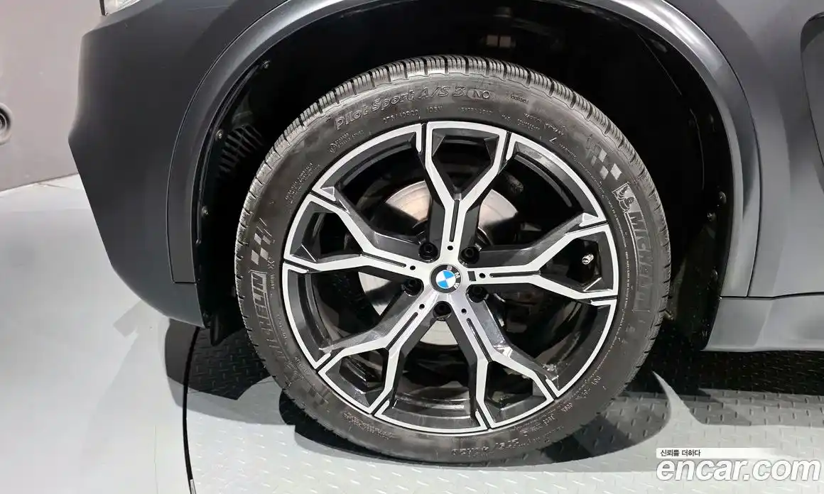 BMW X5 2018 3.0 гидро в Москве № 193099, фото 5