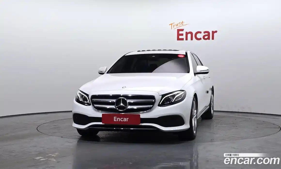 Mercedes-Benz E-Class 2016 1.9 гидро в Москве № 194206, фото 3