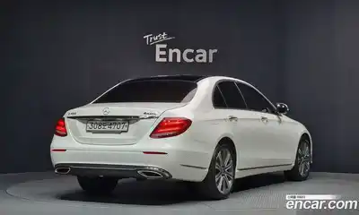 Mercedes-Benz E-Class 2019 3.0 гидро, миниатюра 2