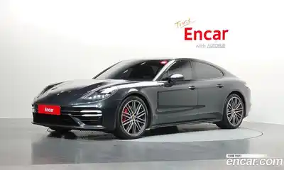 Porsche Panamera, 2021