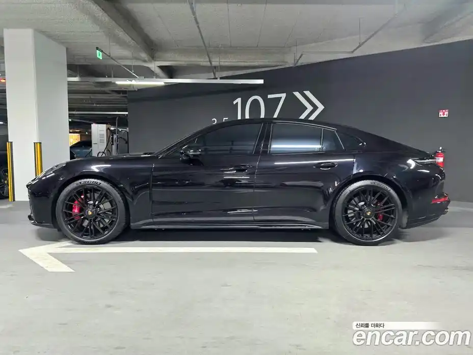 Porsche Panamera 2025 4.0 гидро в Москве № 197733, фото 3