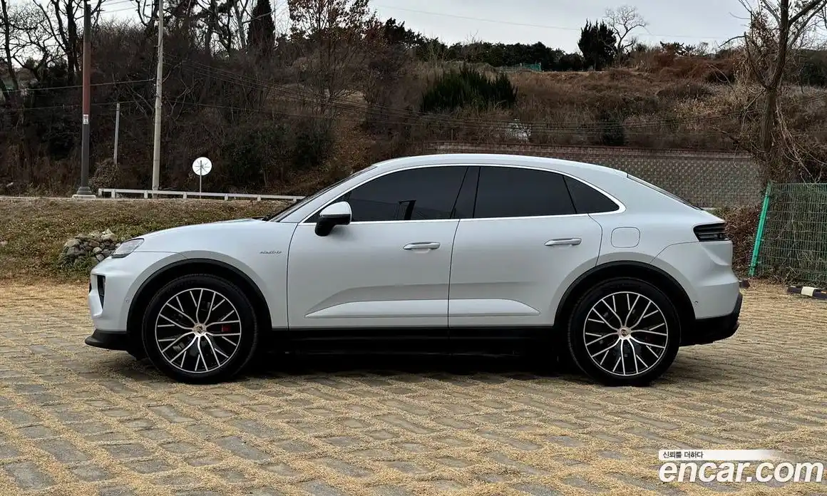 Porsche Macan 2025 0.2 гидро в Москве № 197810, фото 5