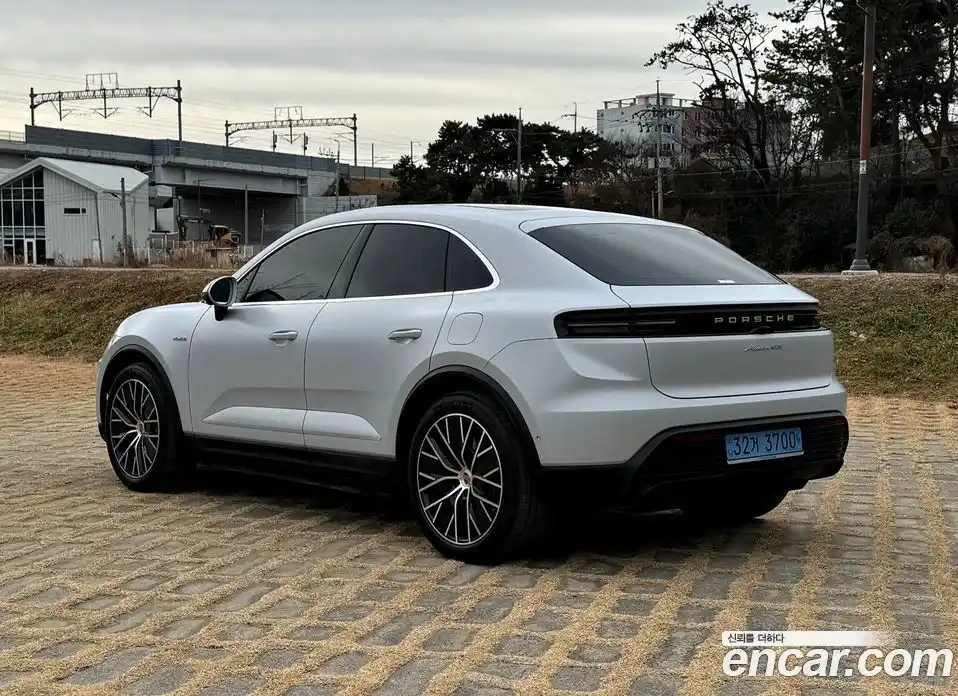 Porsche Macan 2025 0.2 гидро в Москве № 197810, фото 6