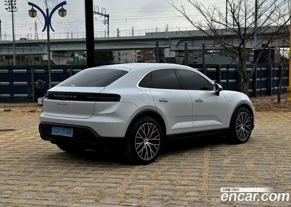 Porsche Macan 2025 0.2 гидро в Москве № 197810, фото 7