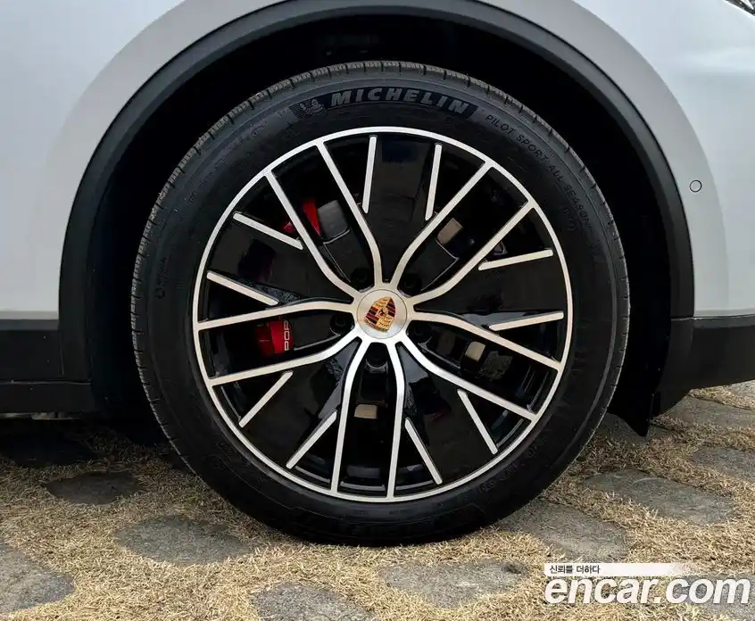 Porsche Macan 2025 0.2 гидро в Москве № 197810, фото 8